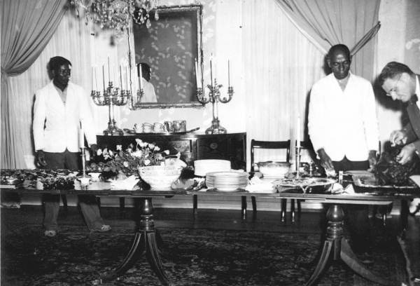 Florida Governor Millard Caldwell ready to carve