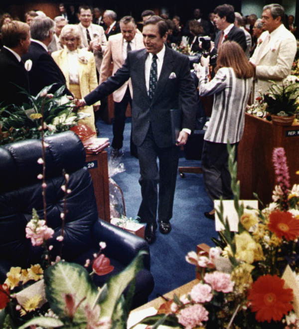 Florida Governor Bob Martinez welcomed by the Florida Legislature
