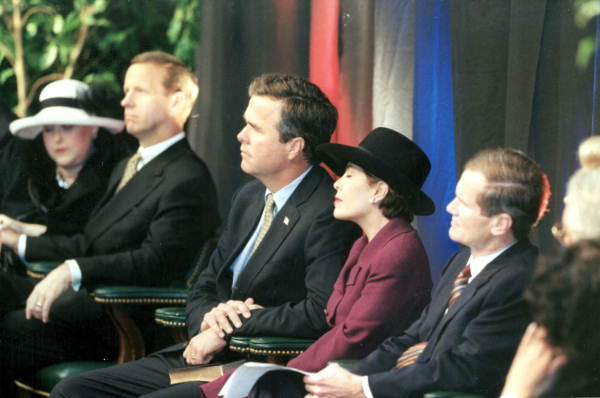 Jeb Bush at prayer breakfast