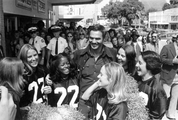 Burt Reynolds with fans
