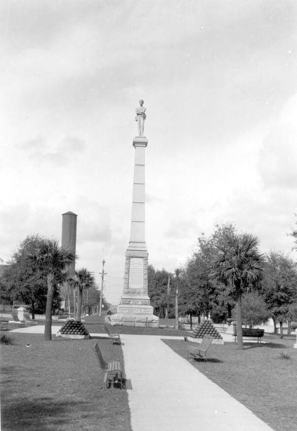 Civil War monument - Pensacola, Florida