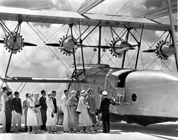 Passengers boarding a Sikorsky S-40 plane - Miami, Florida