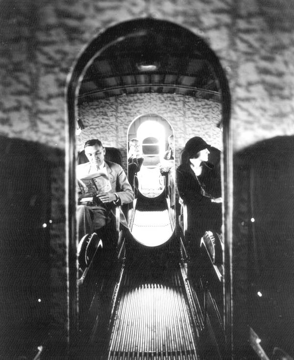 Seaplane, "Santos" interior