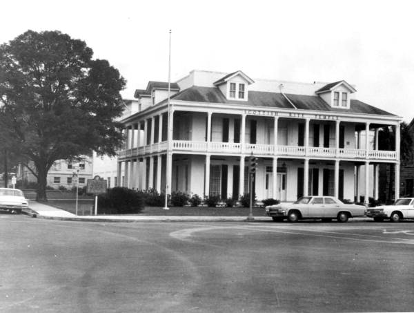 Former Governor Perry's home - Pensacola, Florida
