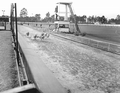 51964
