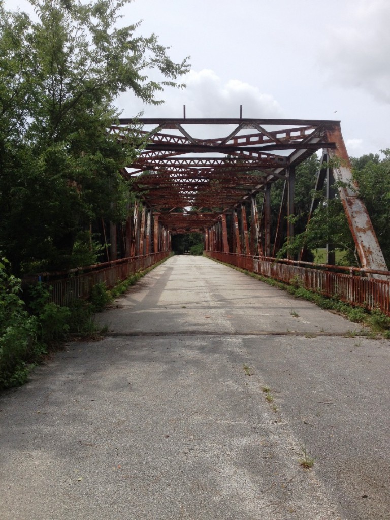 Hillman Bridge, still open to foot and bike traffic (2014).