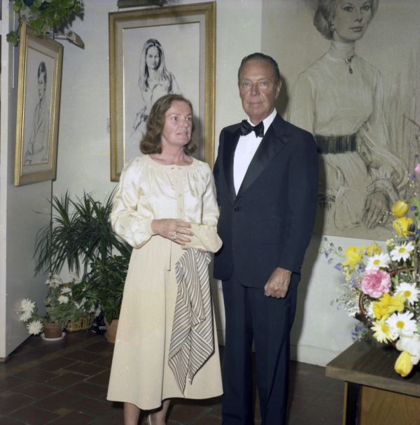 Mrs. June Sifton with Paul Butler at Findlay Galleries in Palm Beach.
