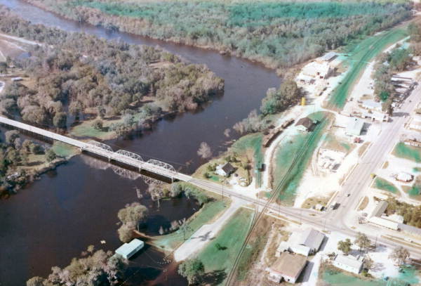 Aerial view showing U.S. Highway 27 crossing the Suwannee River near Branford, Florida.