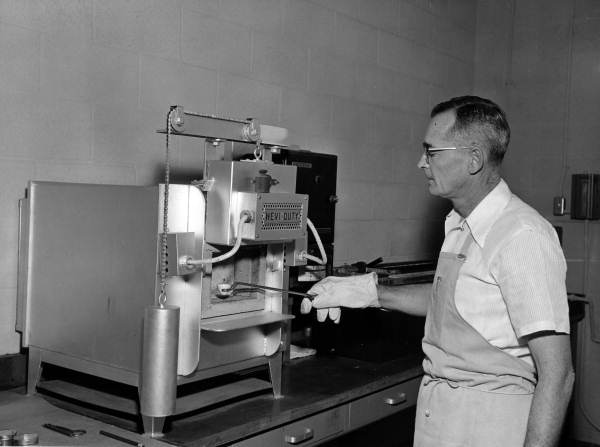 Unidentified man tests for loss of ignition from a muffle furnace - Gainesville, Florida
