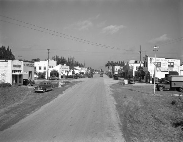Street scene in Belle Glade.