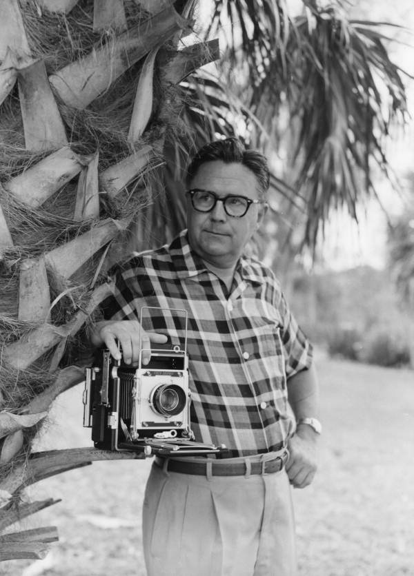 Outdoor portrait of Sarasota photographer Joe Steinmetz.