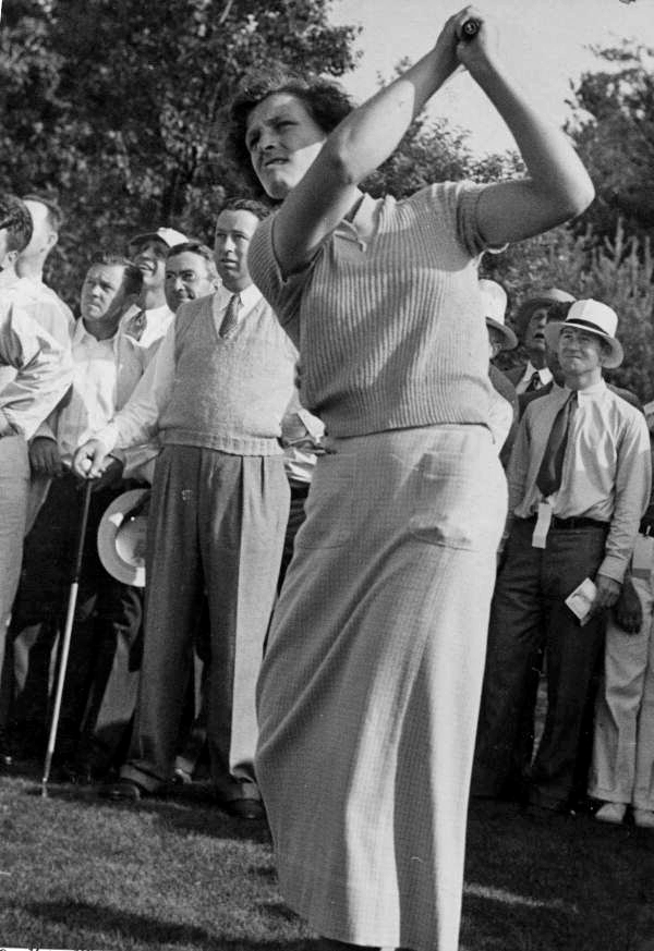 Babe Didrikson Zaharias teeing off.