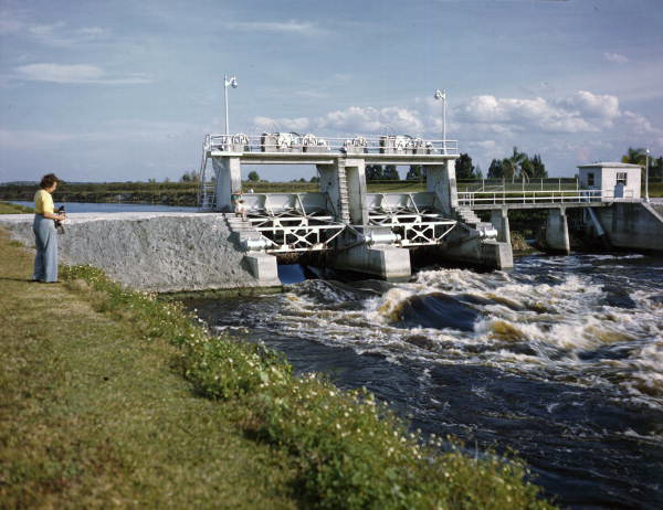 Lois Foley Steinmetz photographing spillway at the Ortona Lock on the Okeechobee Waterway.