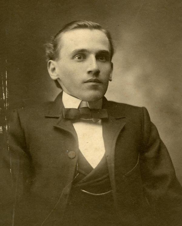 Portrait of Koreshan Franklin Jacke.