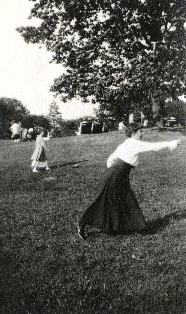 Koreshan Bertie Boomer playing baseball.