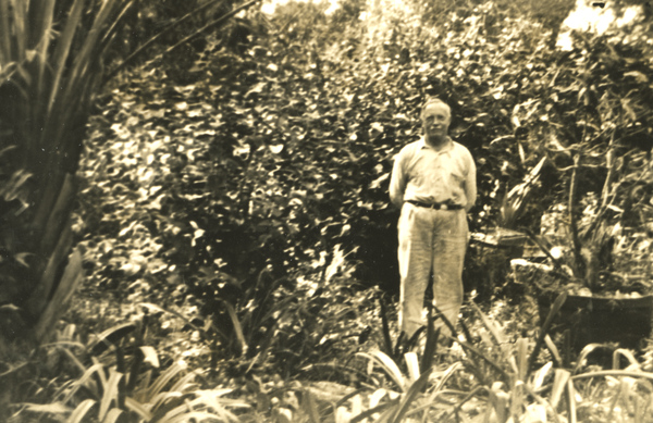 Outdoor portrait of Koreshan Theodore Naeselius in the nursery.