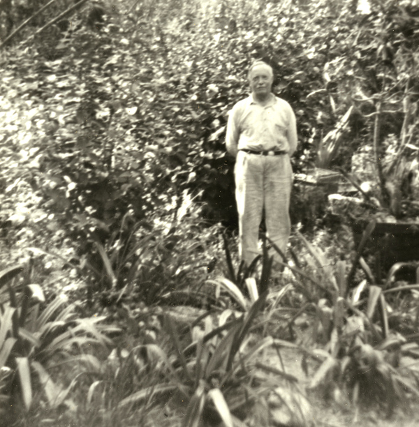 Outdoor portrait of Koreshan Theodore Naeselius in the nursery.
