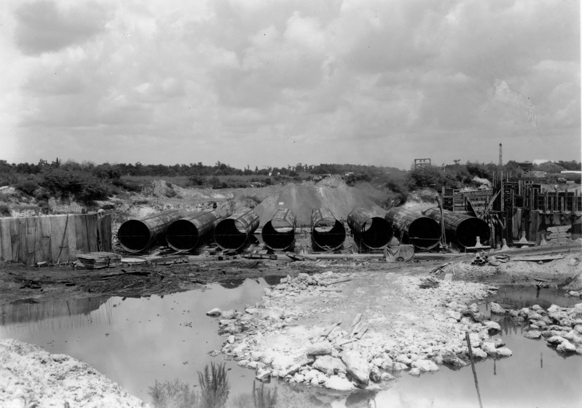 Construction site for culvert near Lake Okeechobee.