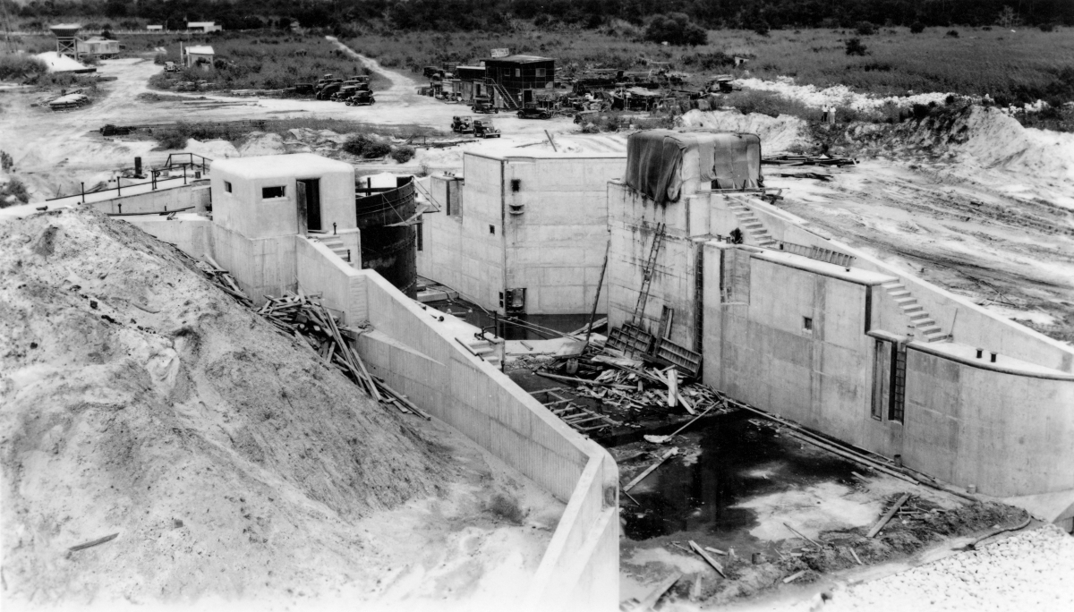 Bird's eye view showing construction of a hydraulic lock near Lake Okeechobee.