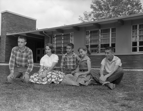 Elizabeth Cobb Jr. High School students in Tallahassee, Florida.