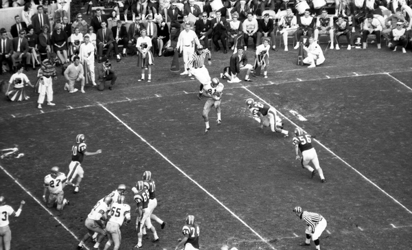 FSU E Don Floyd catching a pass during game in Tallahassee against UF.