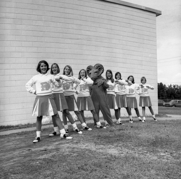 Florida Memory • Augusta Raa Junior High School cheerleaders in ...