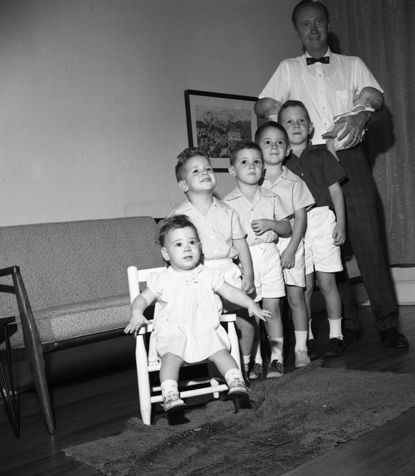 Tom West with his children in Tallahassee.