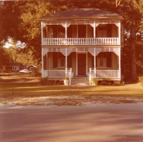 Inside-Outside House at 112 Altamonte Drive in Altamonte Springs.