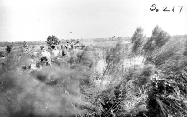 Deaconess Bedell and Mikasuki Indians