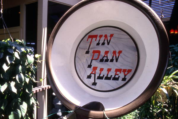 Sign for the Tin Pan Alley restaurant at 5051 14th St. W. in Bradenton, Florida.