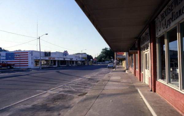 View looking north along 7th St. in downtown Dade City, Florida.