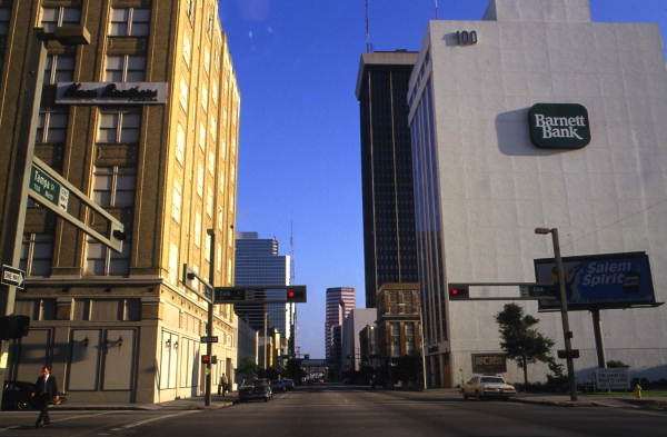 Looking south along Tampa St. near Zack St. downtown.