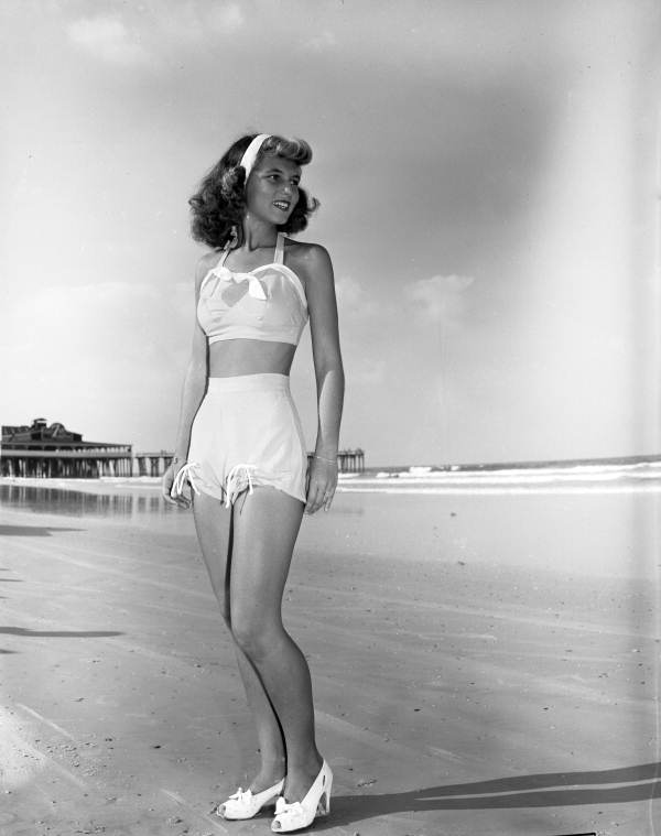 Miss Jacksonville Beach Nettinell Mickler.