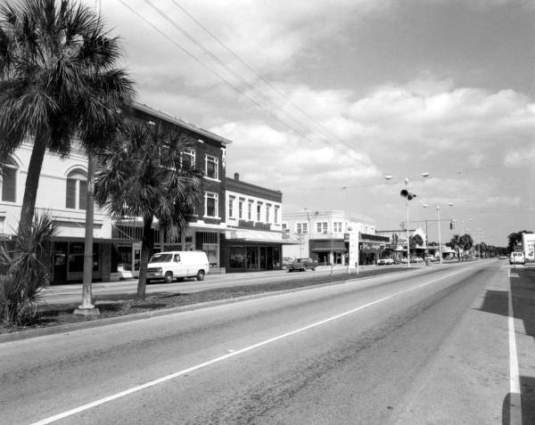 Kissimmee street scene