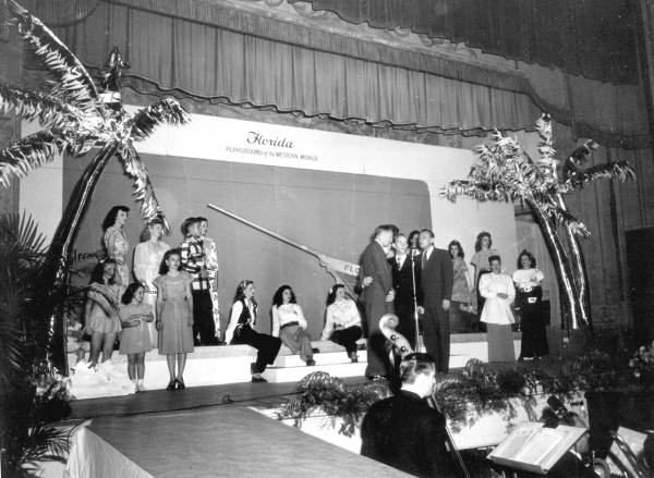 Singers entertaining at a fashion show - Tampa, Florida
