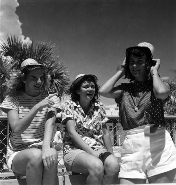 Group of three women with hats at the pool - Sarasota, Florida