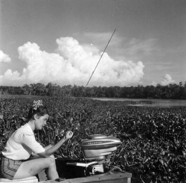 Lotte Tanzler fishing at Homosassa Springs