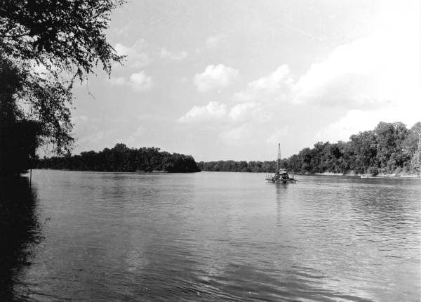 Junction of three rivers where the Jim Woodruff Dam is being built - Chattahoochee, Florida
