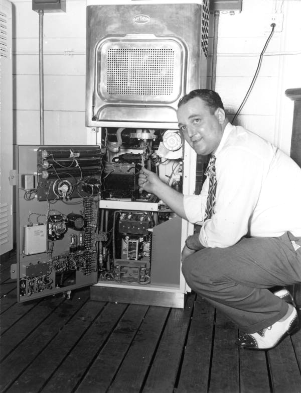 John Maniscalco checks out a magnatron tube - Miami Beach, Florida