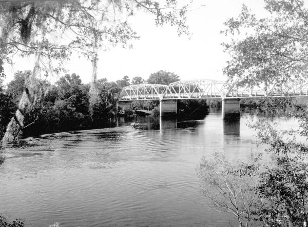 Bridge over the Suwannee River at Fanning Springs