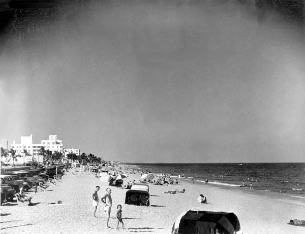 Cabanas lined along Fort Lauderdale Beach.