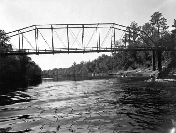 Bridge over the Suwannee River .