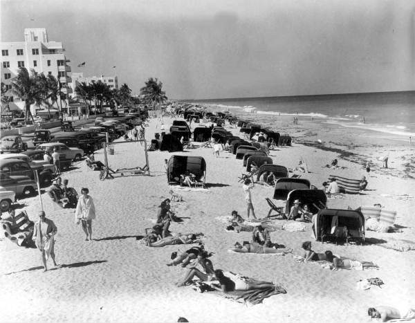 View of crowded Fort Lauderdale Beach.