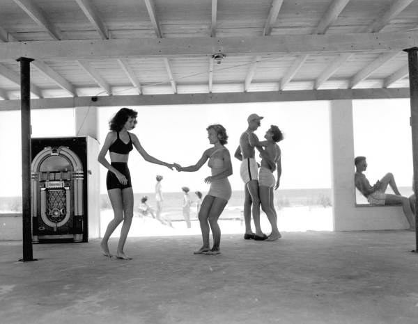 Dancing at the Hang-Out - Panama City, Florida.