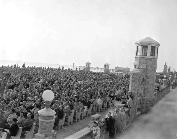 Easter service at the Daytona Beach bandshell - Daytona Beach, Florida