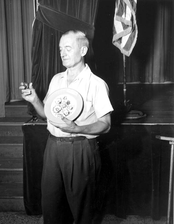 F.A. Rosendahl with his plate - Miami, Florida