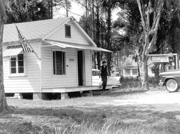 Post office - Astor, Florida.