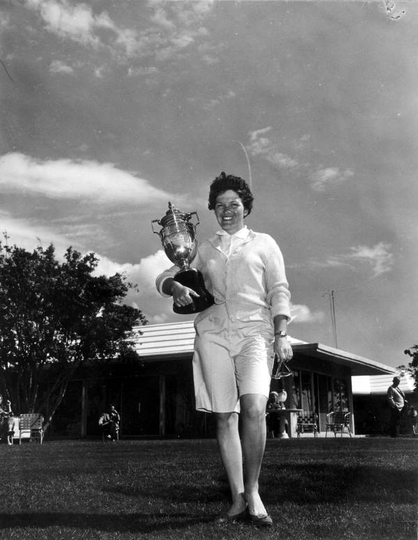 Women golfer holds up her award - Fort Lauderdale, Florida .