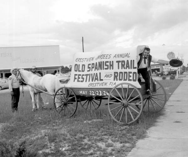 Wagon advertising the Old Spanish Trail Festival - Crestview, Florida