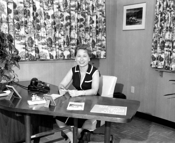 Mrs. Mabel Markwood, gladiolus grower, in her office - Manatee County, Florida .